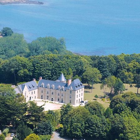 Manoir De Kergrec'H Hotel Plougrescant Exterior photo